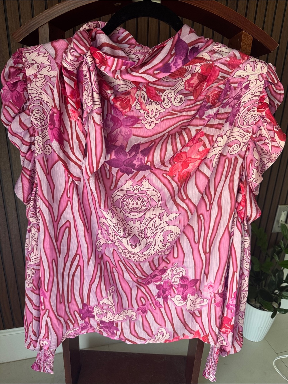 CobyCo Floral Print Ruffle Tie Neck Blouse Pink Size S